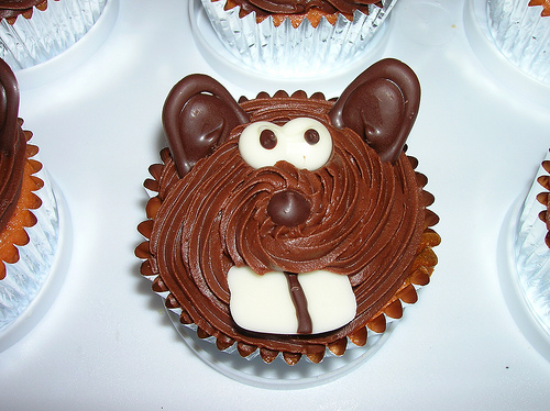groundhog cupcake